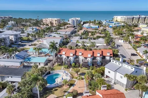 6790 Sarasea Circle Sarasota FL 34242