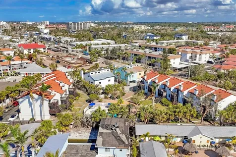 6790 Sarasea Circle Sarasota FL 34242