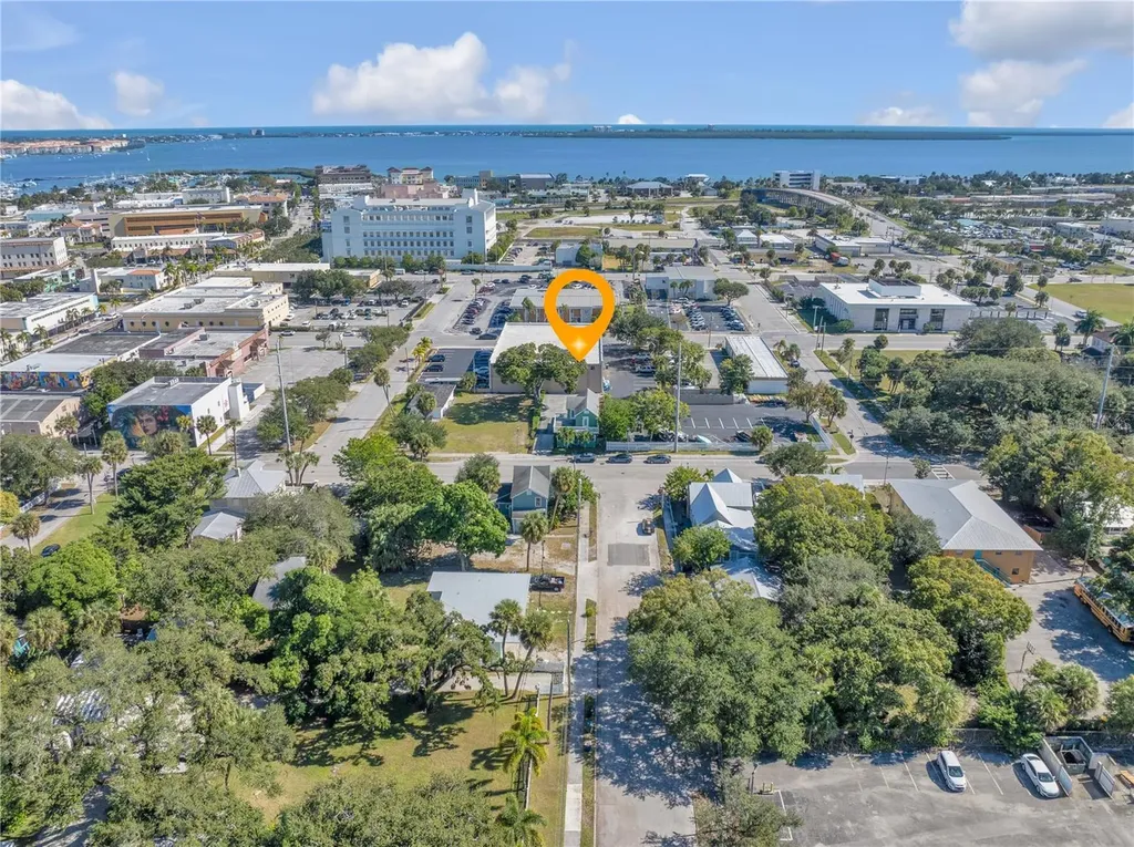 212 S 7th Street Fort Pierce FL 34950