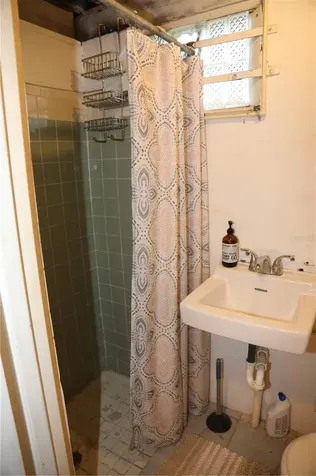 8410 N Mitchell Avenue Tampa FL 33604