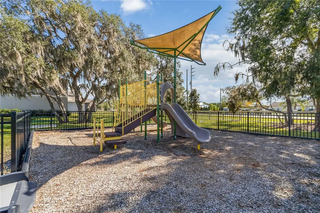 2710 Forestdale Street St Cloud FL 34771