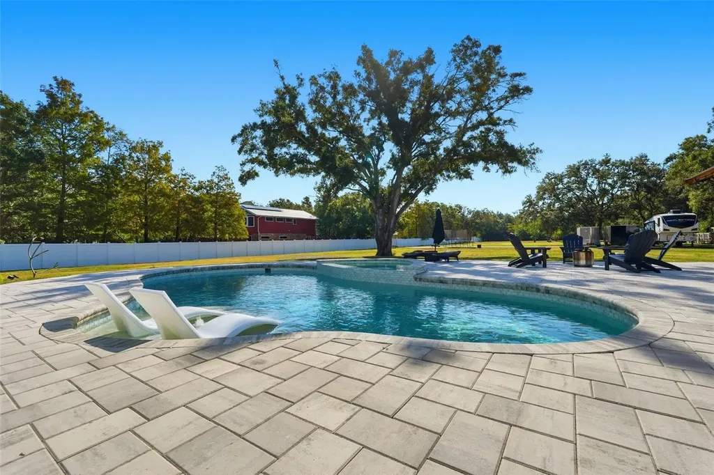 6370 90th Avenue N Pinellas Park FL 33782