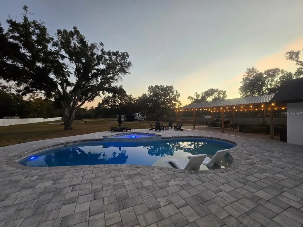 6370 90th Avenue N Pinellas Park FL 33782