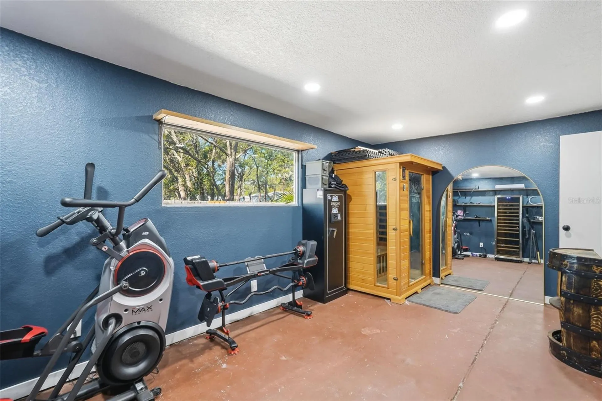 6370 90th Avenue N Pinellas Park FL 33782