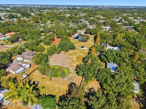 6370 90th Avenue N Pinellas Park FL 33782