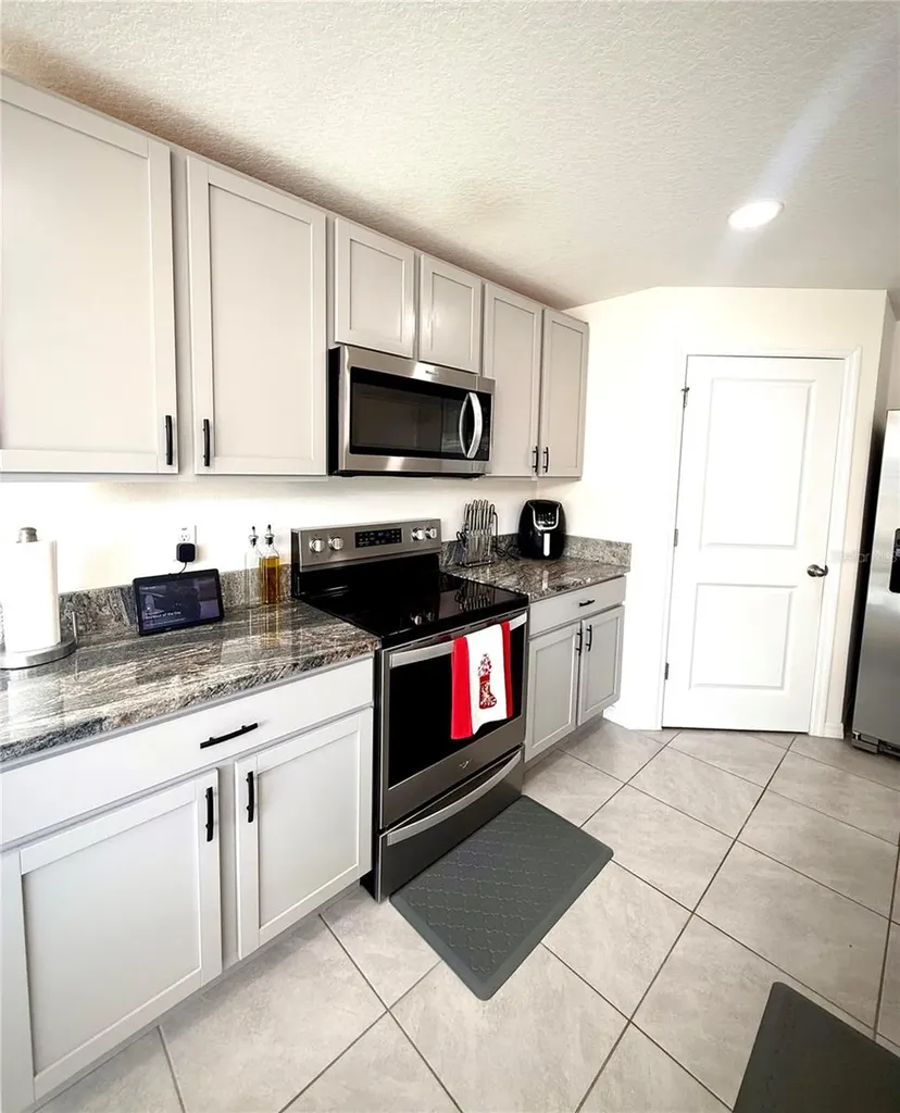 3727 Capri Coast Drive Plant City FL 33565