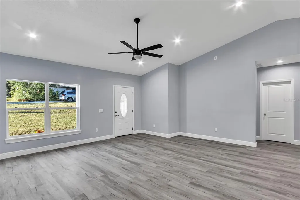 1622 N Merrick Drive Deltona FL 32725