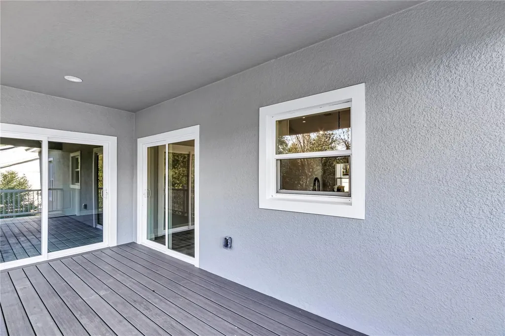 1622 N Merrick Drive Deltona FL 32725