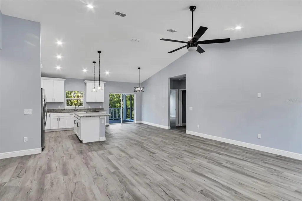 1622 N Merrick Drive Deltona FL 32725