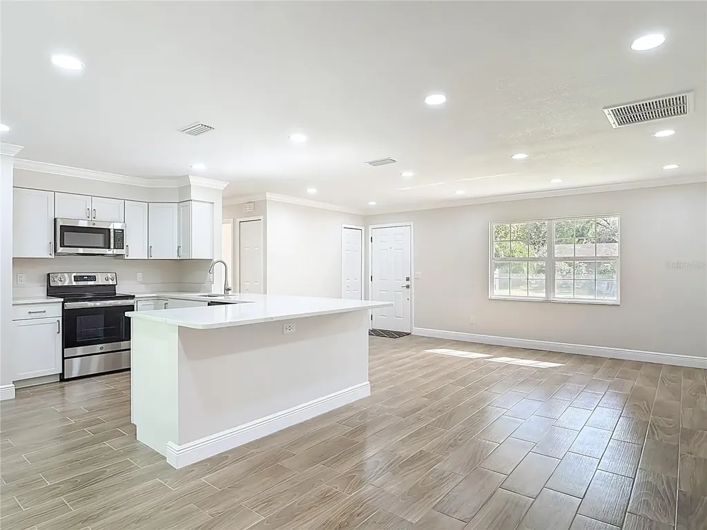 511 W Gardenia Drive Orange City FL 32763