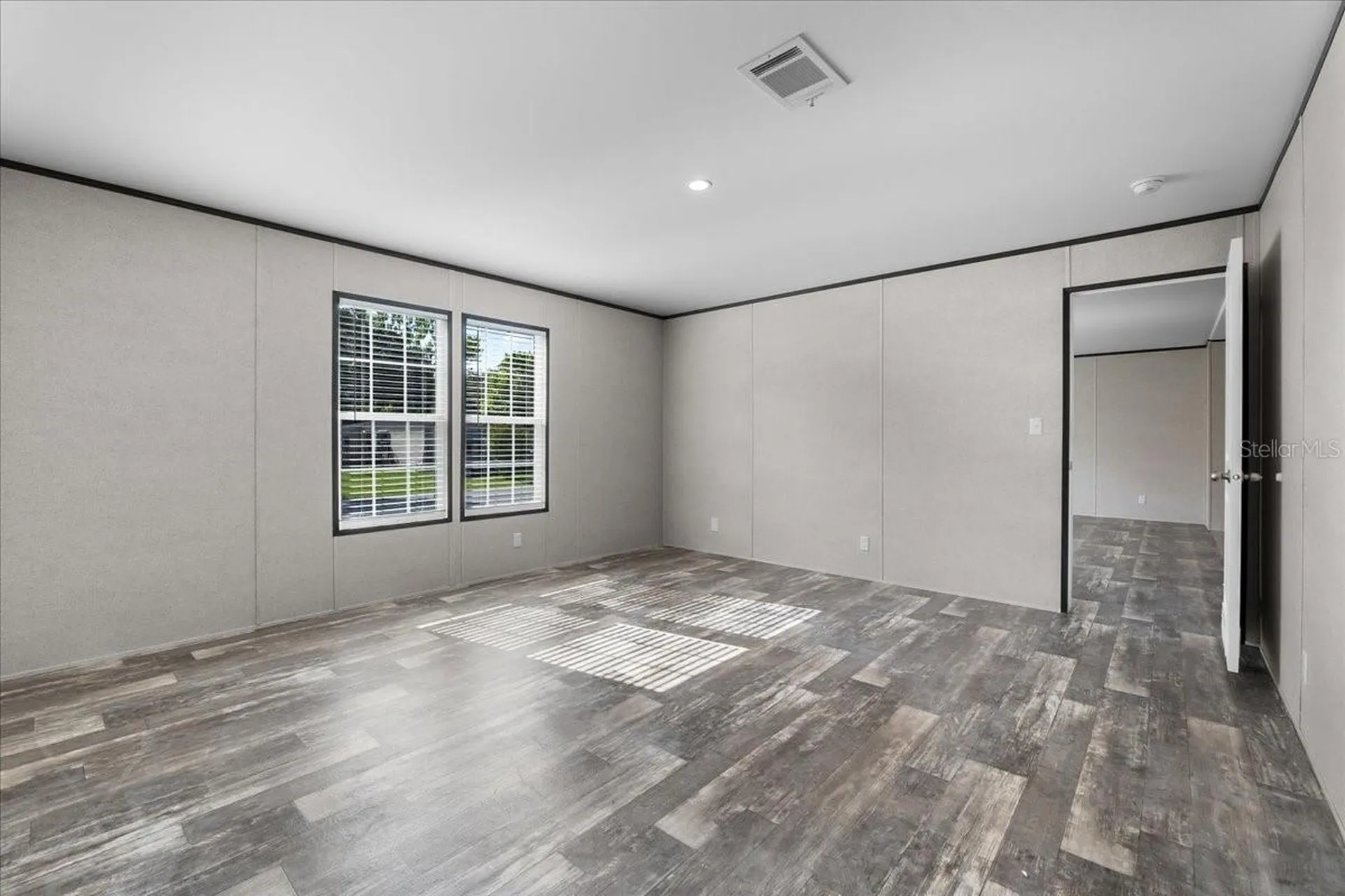 54 Oakridge Drive Frostproof FL 33843