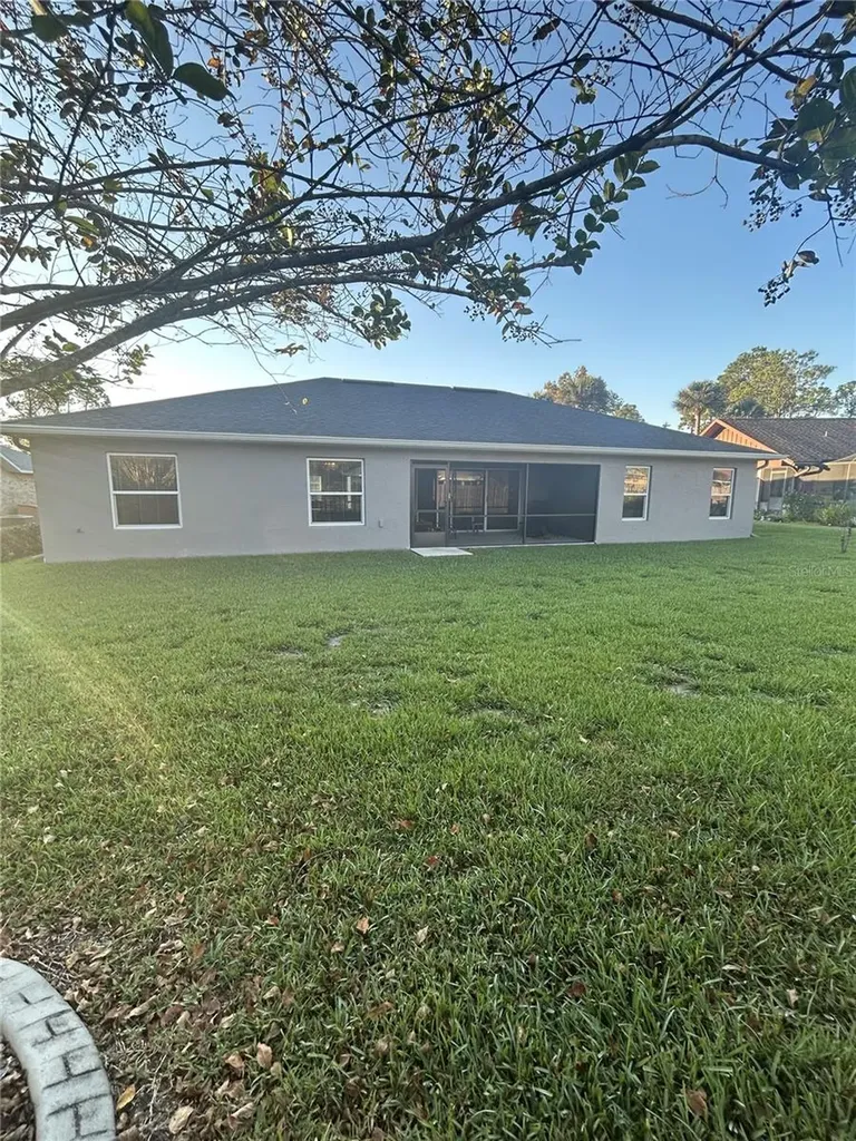 15 Wellside Lane Palm Coast FL 32164