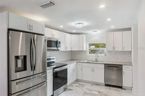 126 Kensington Road Deland FL 32724