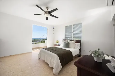 317 Extension Los Robles Rincon PR 00677
