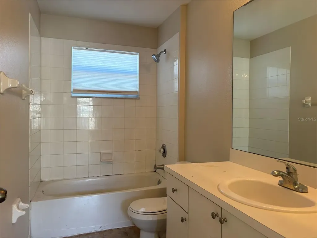 11831 Whisper Creek Drive Riverview FL 33569