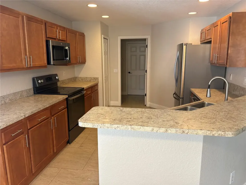 11831 Whisper Creek Drive Riverview FL 33569