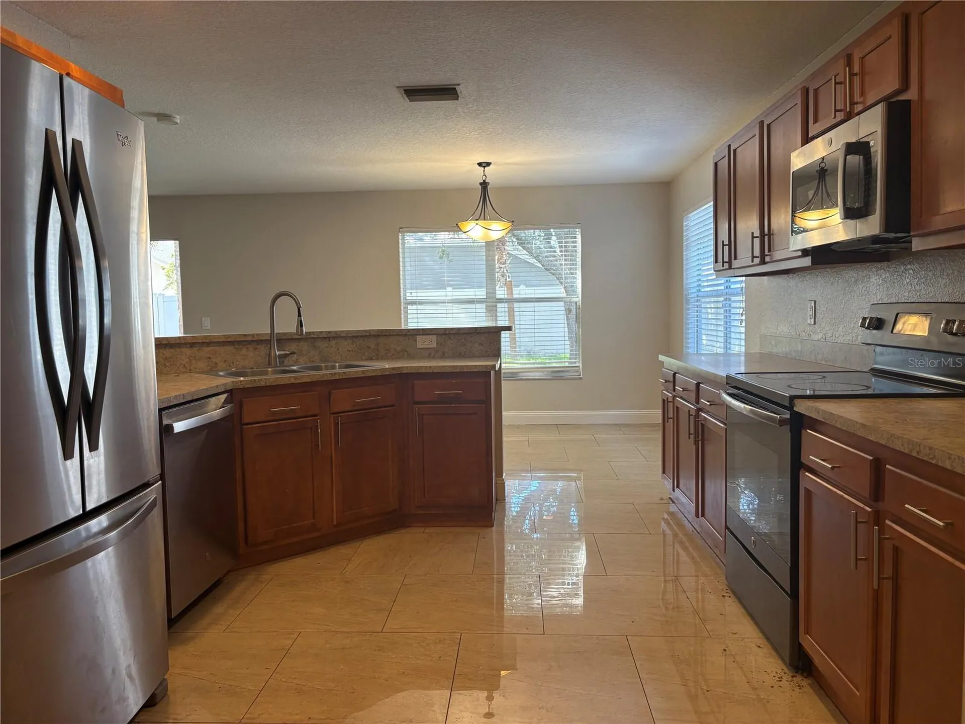 11831 Whisper Creek Drive Riverview FL 33569