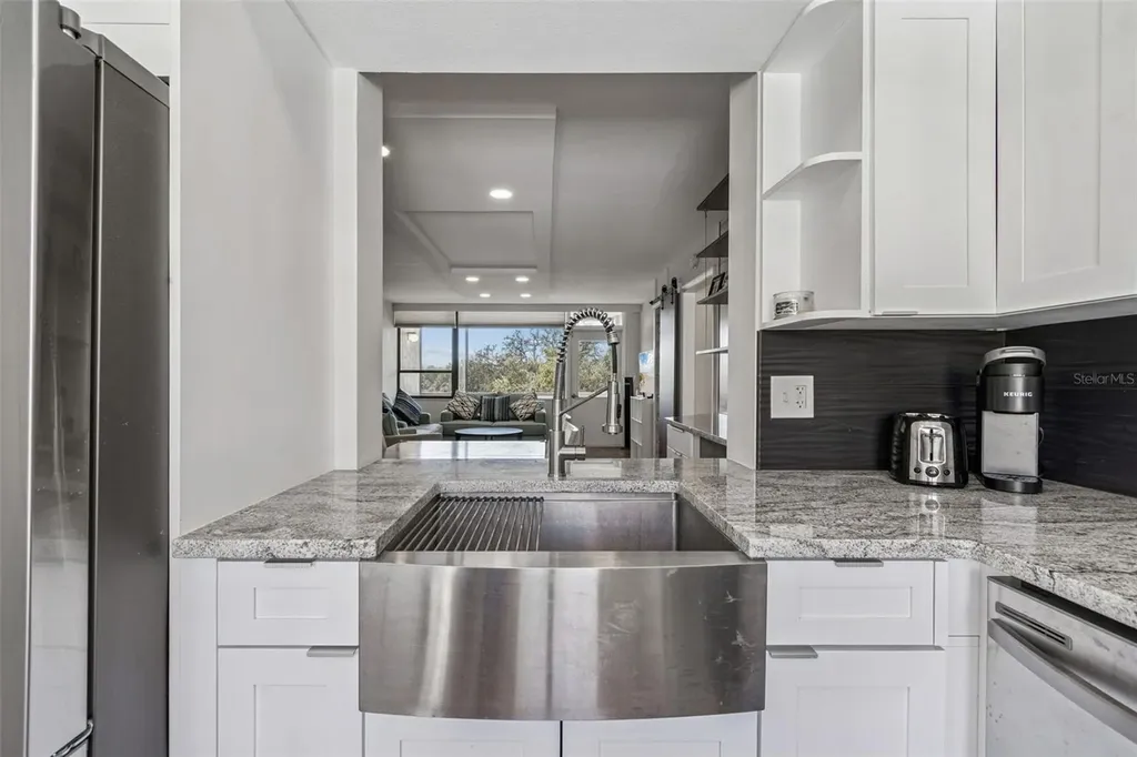 2615 Cove Cay Drive Clearwater FL 33760