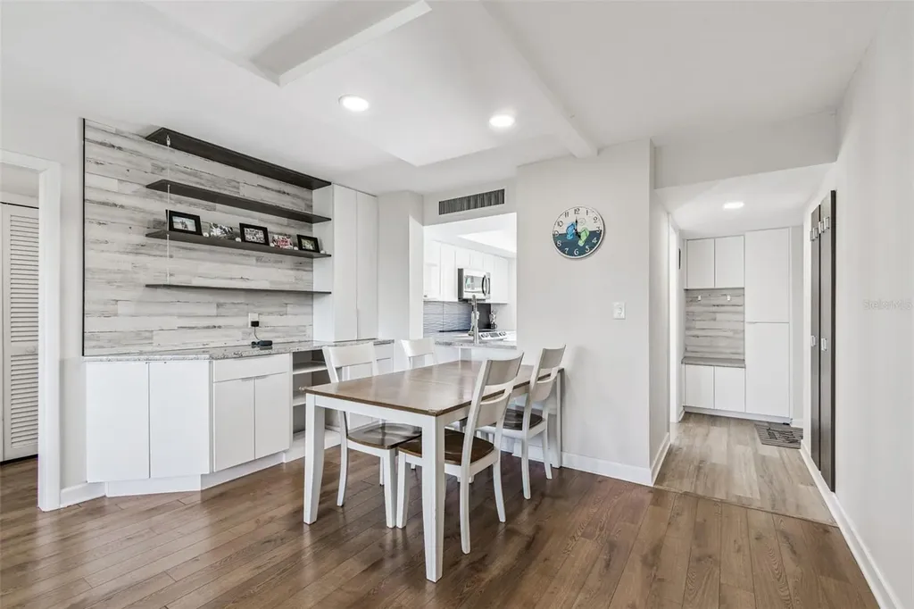 2615 Cove Cay Drive Clearwater FL 33760