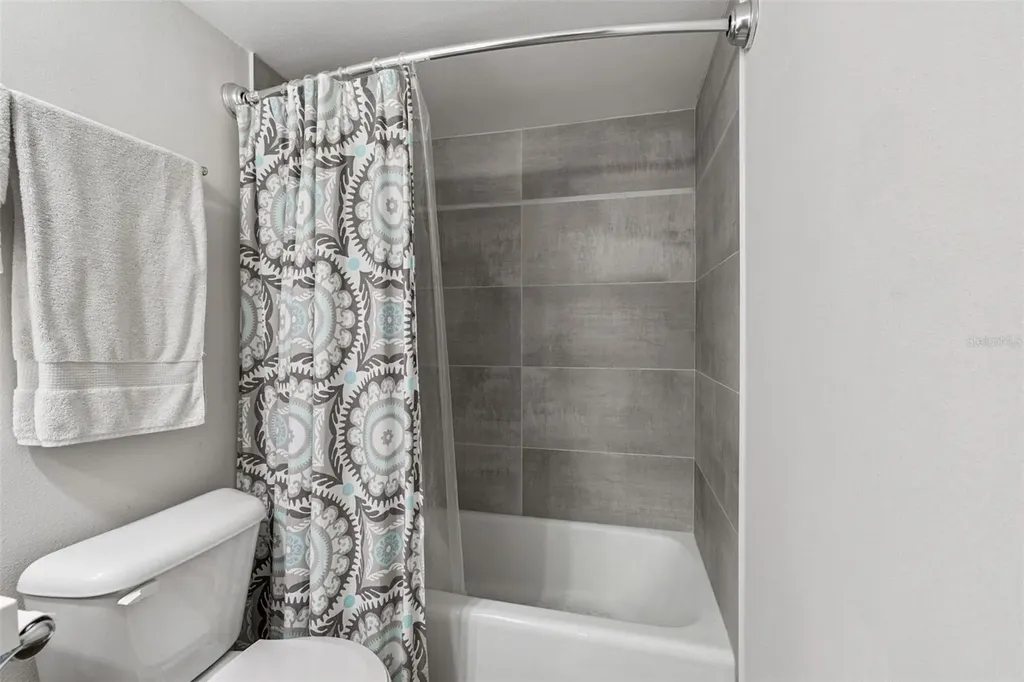 2615 Cove Cay Drive Clearwater FL 33760