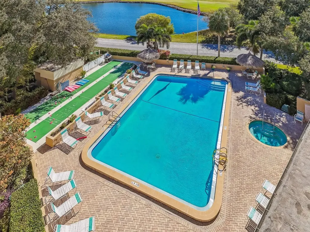 2615 Cove Cay Drive Clearwater FL 33760