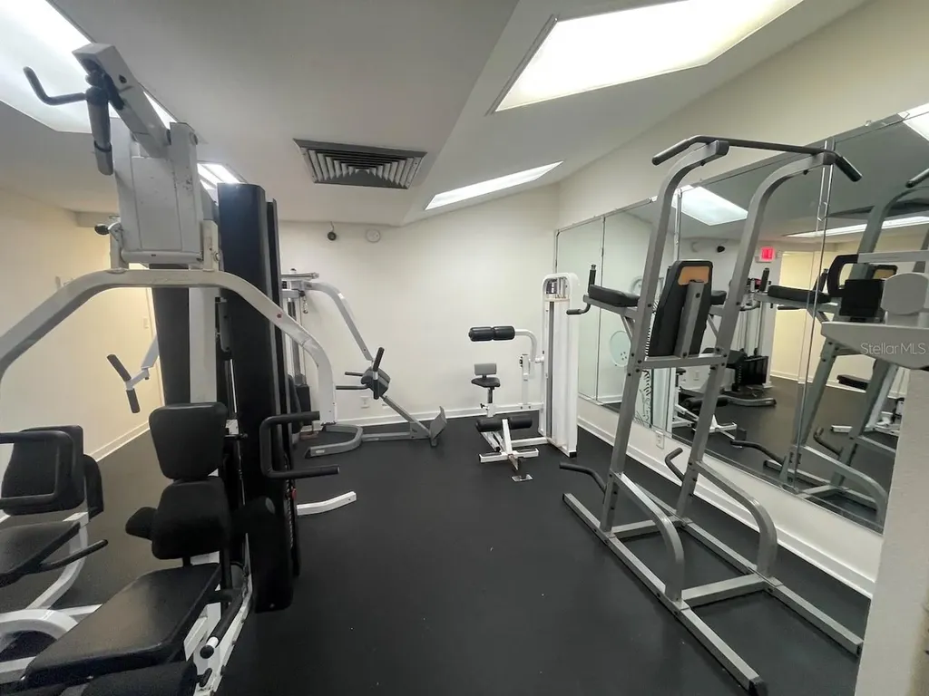 2615 Cove Cay Drive Clearwater FL 33760