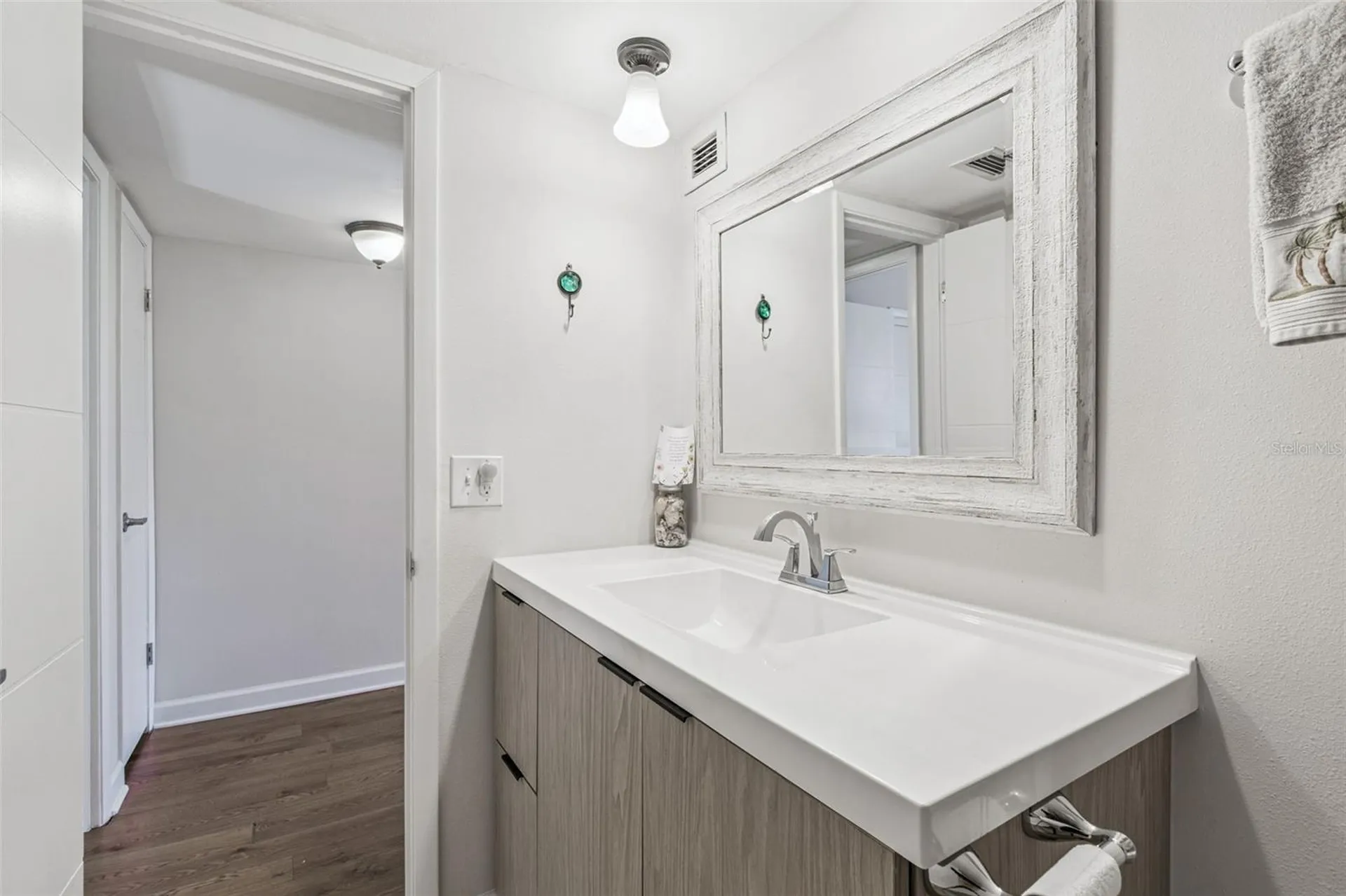 2615 Cove Cay Drive Clearwater FL 33760