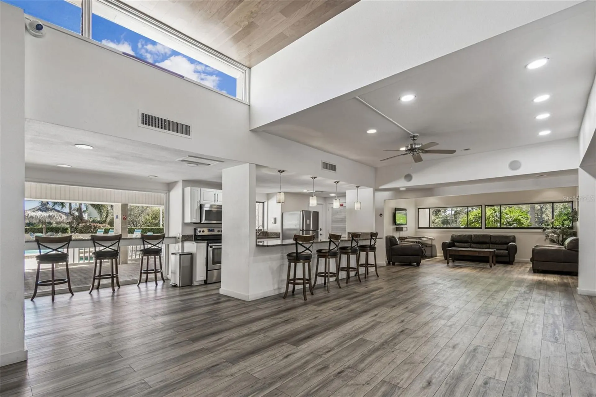 2615 Cove Cay Drive Clearwater FL 33760