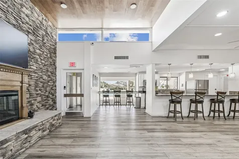 2615 Cove Cay Drive Clearwater FL 33760