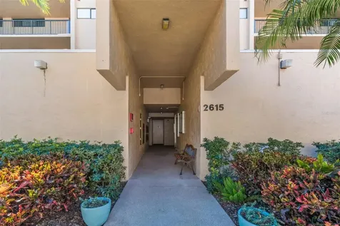 2615 Cove Cay Drive Clearwater FL 33760
