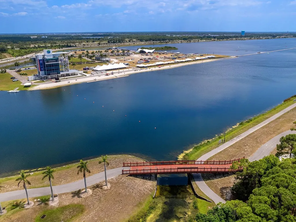 4415 Longmeadow Sarasota FL 34235