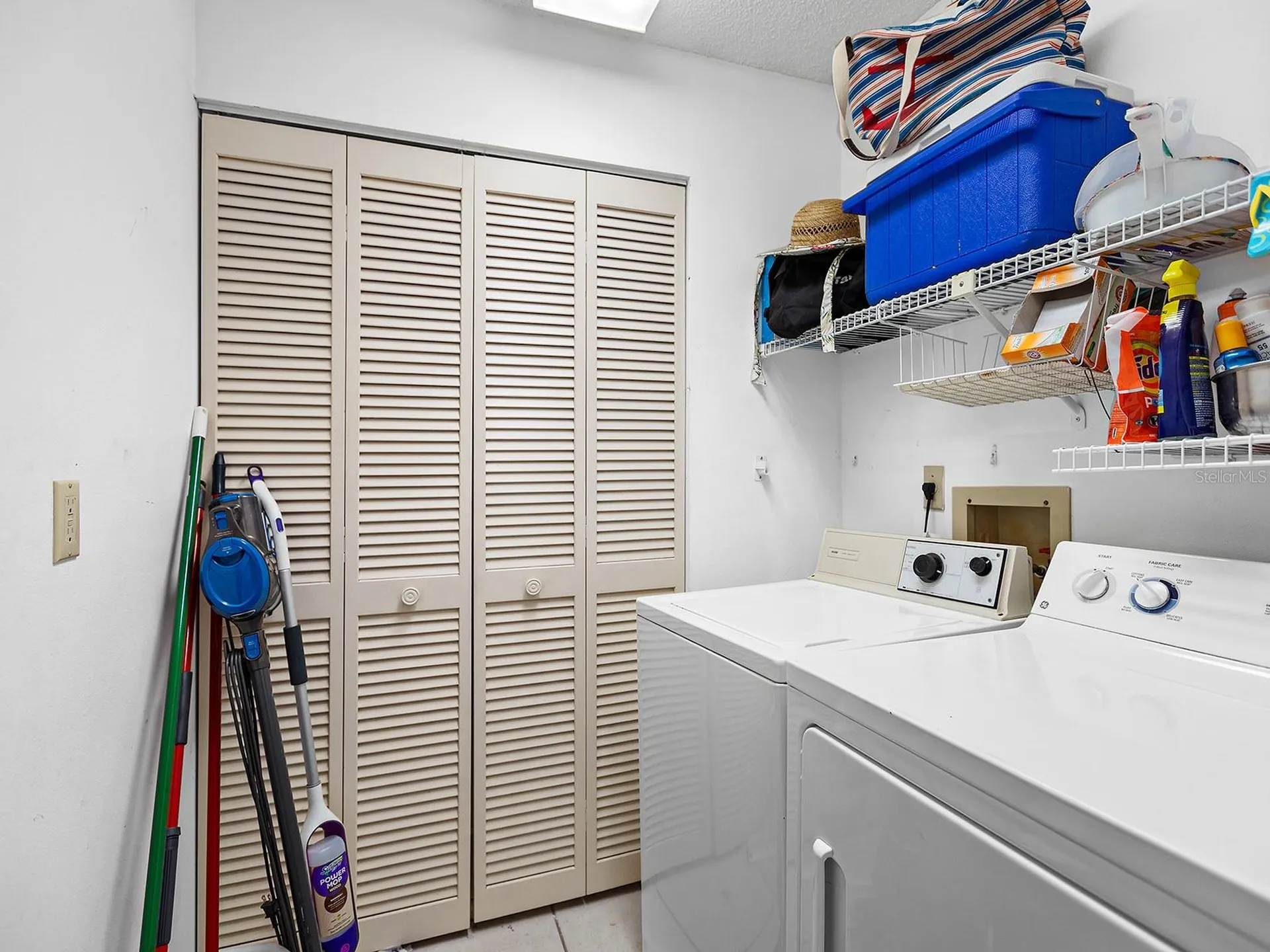 4415 Longmeadow Sarasota FL 34235