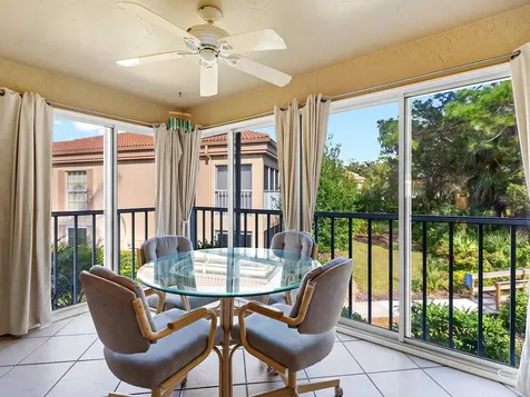 4415 Longmeadow Sarasota FL 34235
