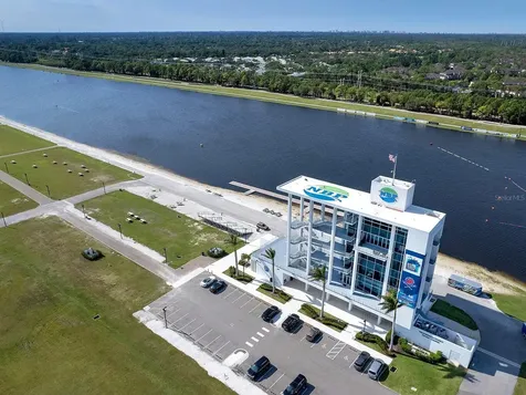 4415 Longmeadow Sarasota FL 34235