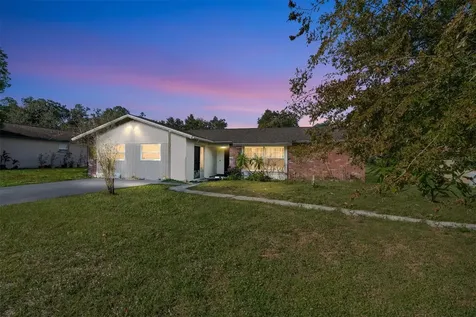 203 Bentbough Drive Leesburg FL 34748