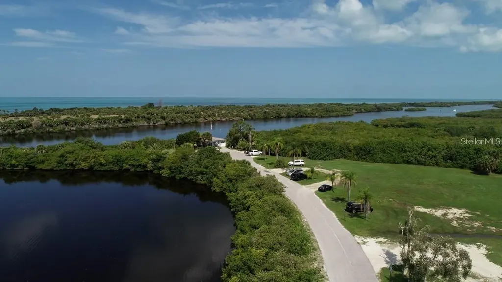 830 Poinciana Road Venice FL 34293