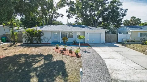 5840 41st Avenue N St Petersburg FL 33709