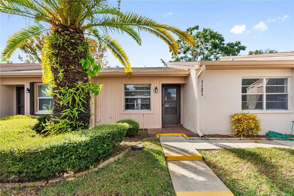 1121 Bowsprit Lane Holiday FL 34691