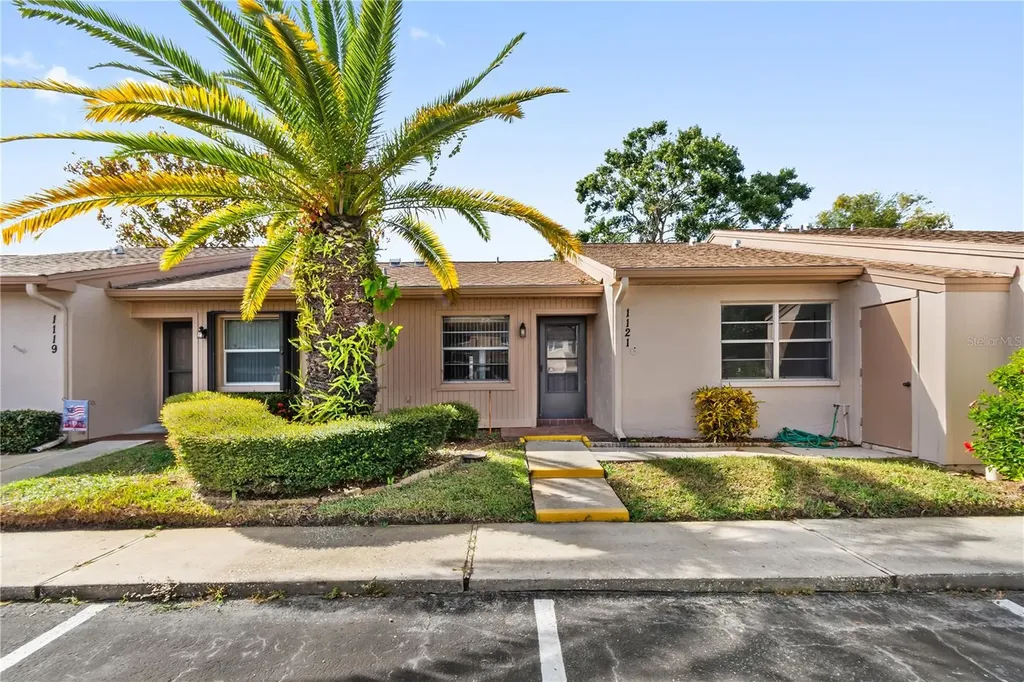 1121 Bowsprit Lane Holiday FL 34691