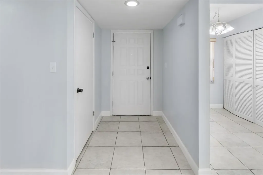 1121 Bowsprit Lane Holiday FL 34691