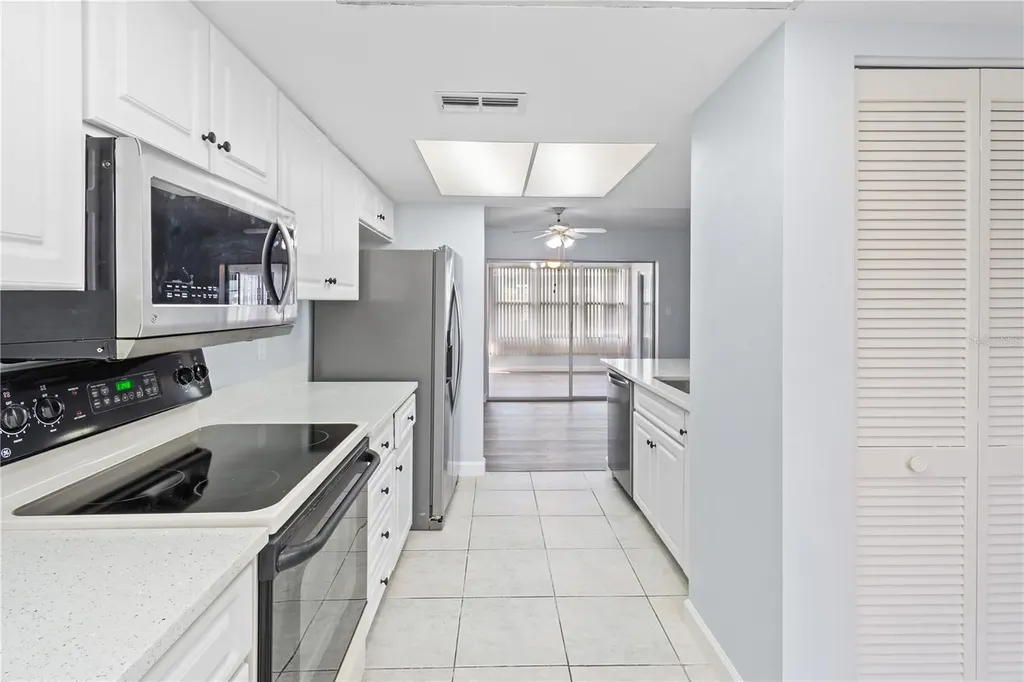 1121 Bowsprit Lane Holiday FL 34691