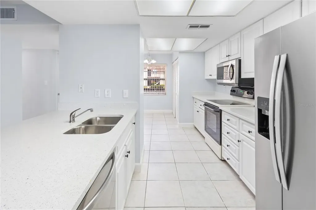 1121 Bowsprit Lane Holiday FL 34691