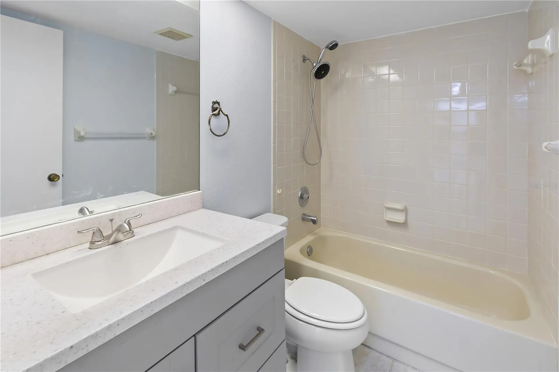 1121 Bowsprit Lane Holiday FL 34691