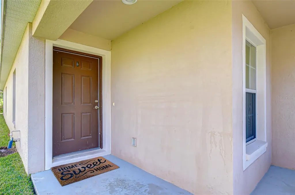 4246 Warwick Hills Drive Wesley Chapel FL 33543