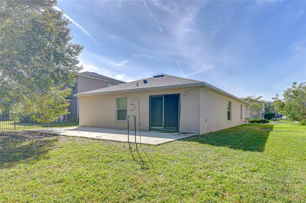 4246 Warwick Hills Drive Wesley Chapel FL 33543