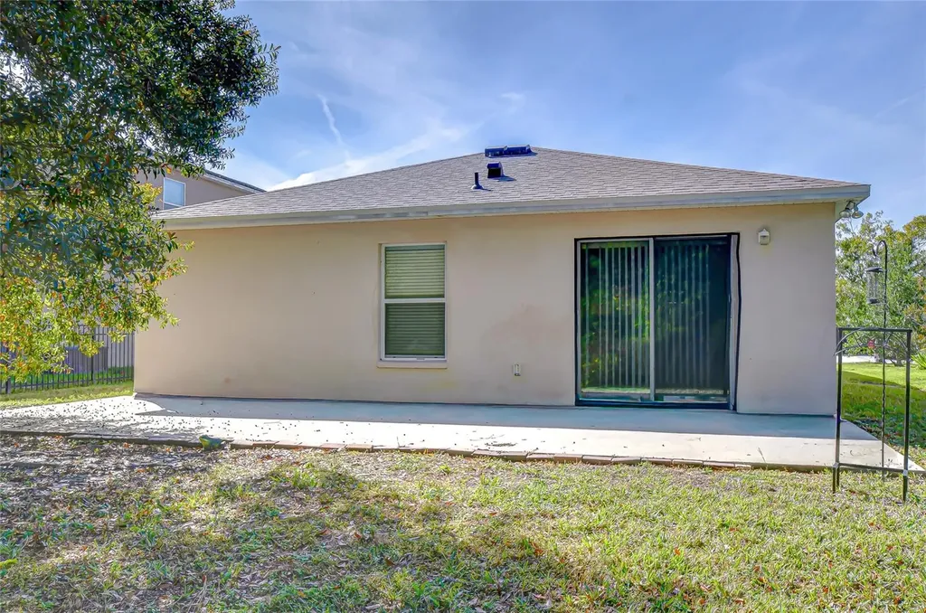 4246 Warwick Hills Drive Wesley Chapel FL 33543