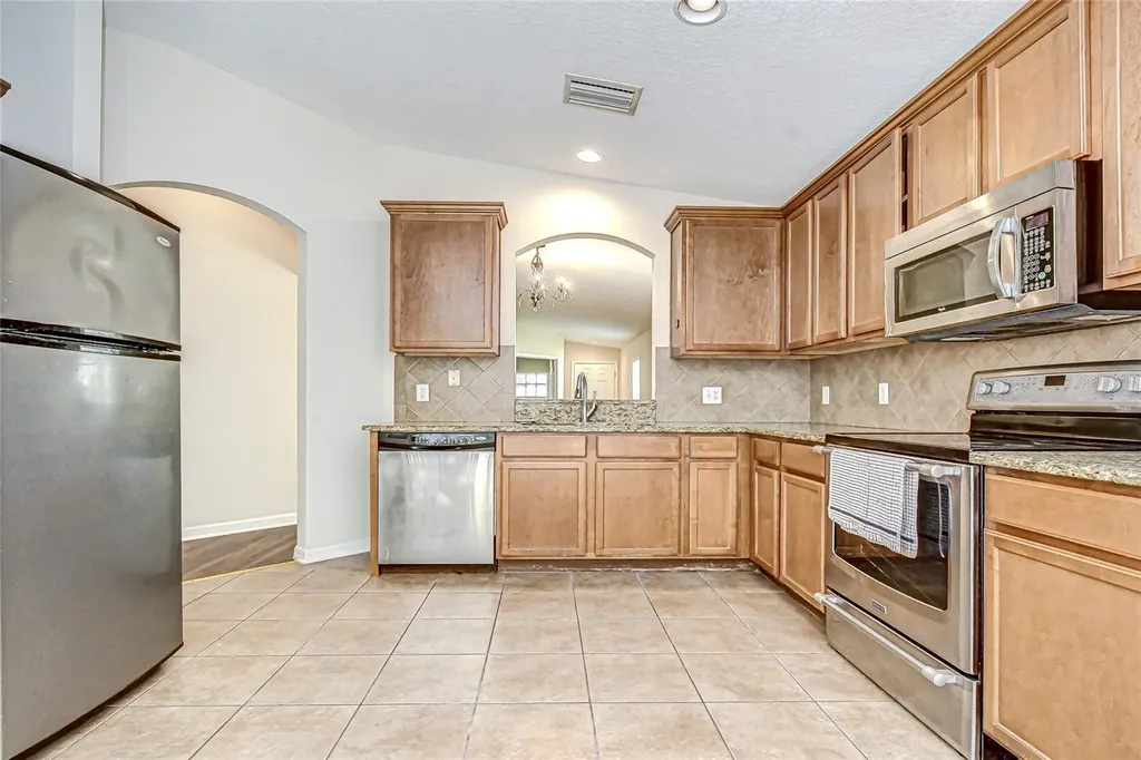 4246 Warwick Hills Drive Wesley Chapel FL 33543