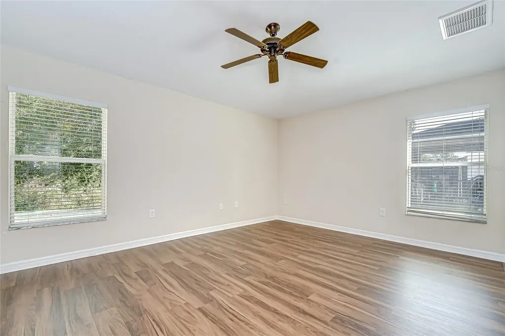 4246 Warwick Hills Drive Wesley Chapel FL 33543