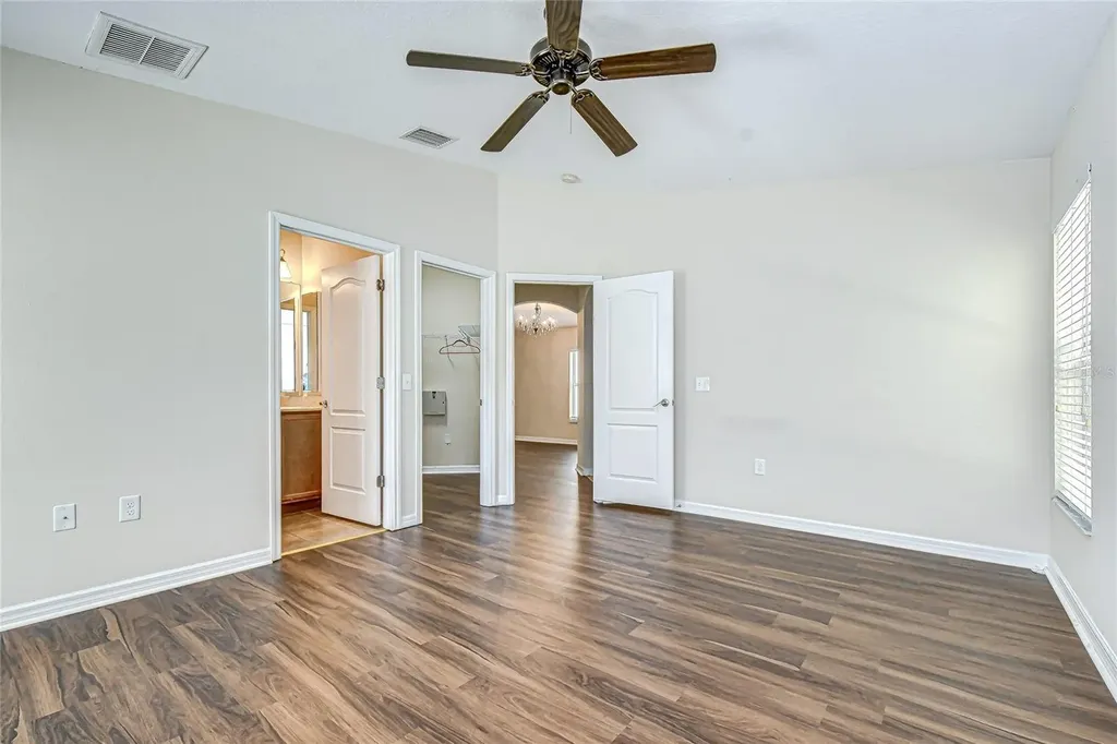 4246 Warwick Hills Drive Wesley Chapel FL 33543