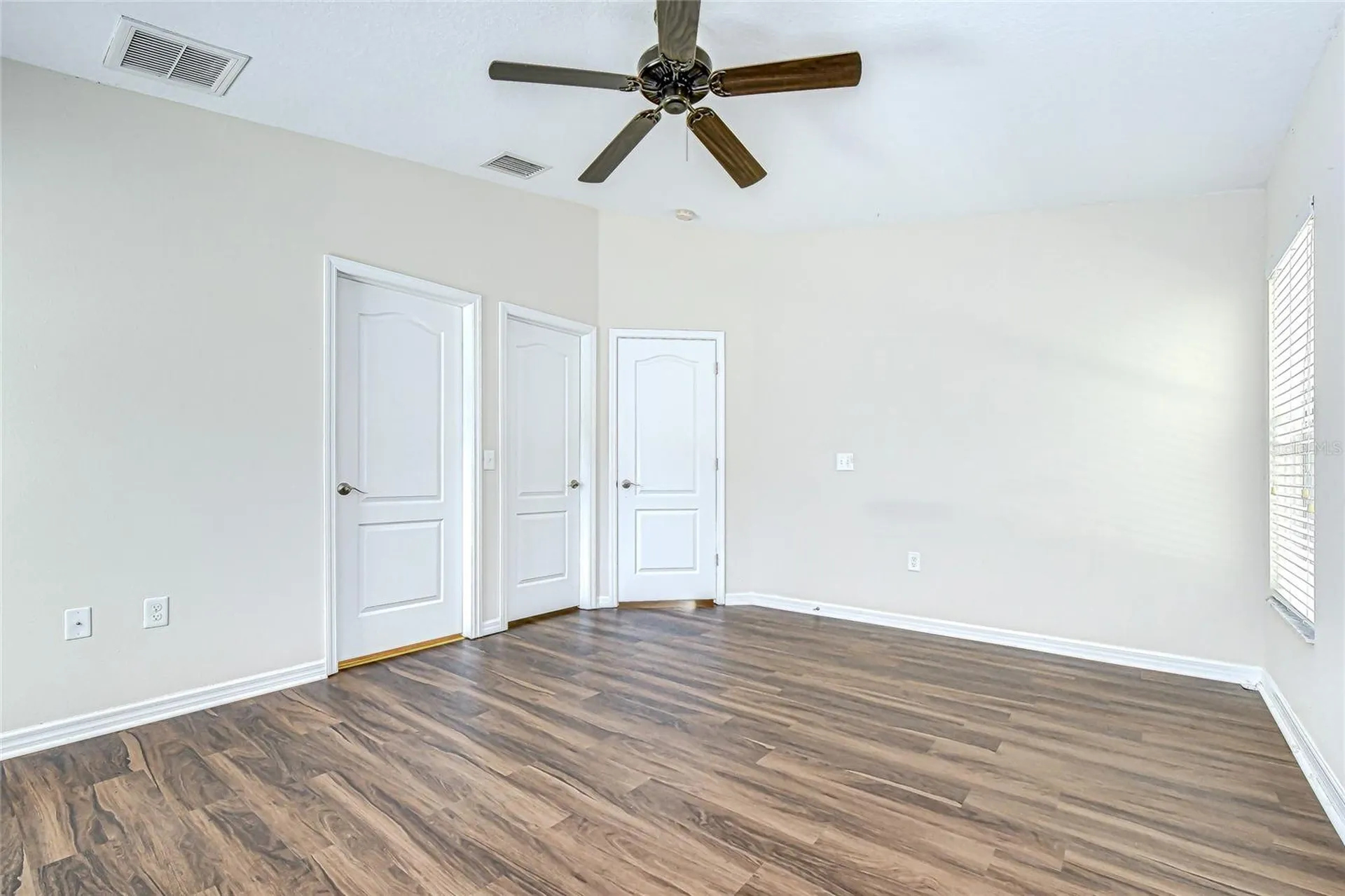 4246 Warwick Hills Drive Wesley Chapel FL 33543